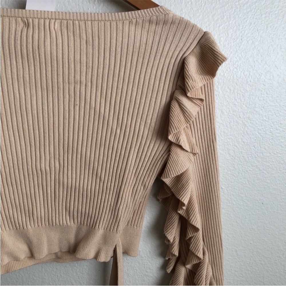 Tularosa Ruffle Wrap Cardi Top - Picture 13 of 16